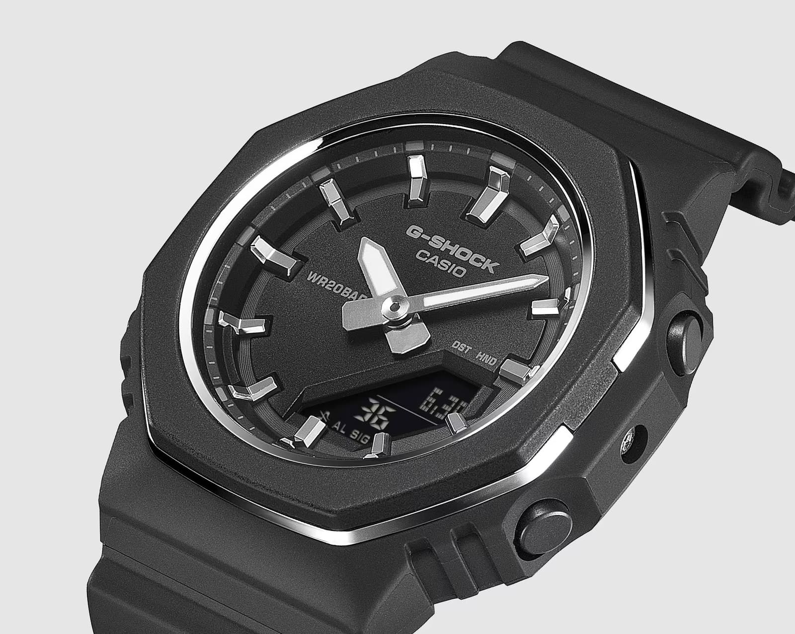 Дамски часовник Casio G-Shock - GMA-P2110-1AER