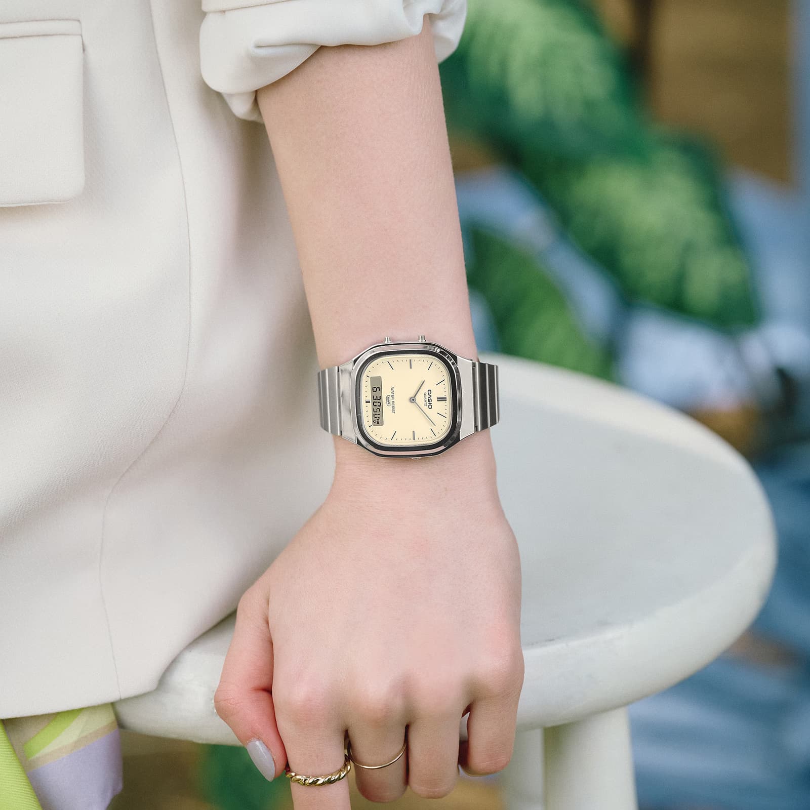 Унисекс часовник Casio - AQ-240E-7A2EF
