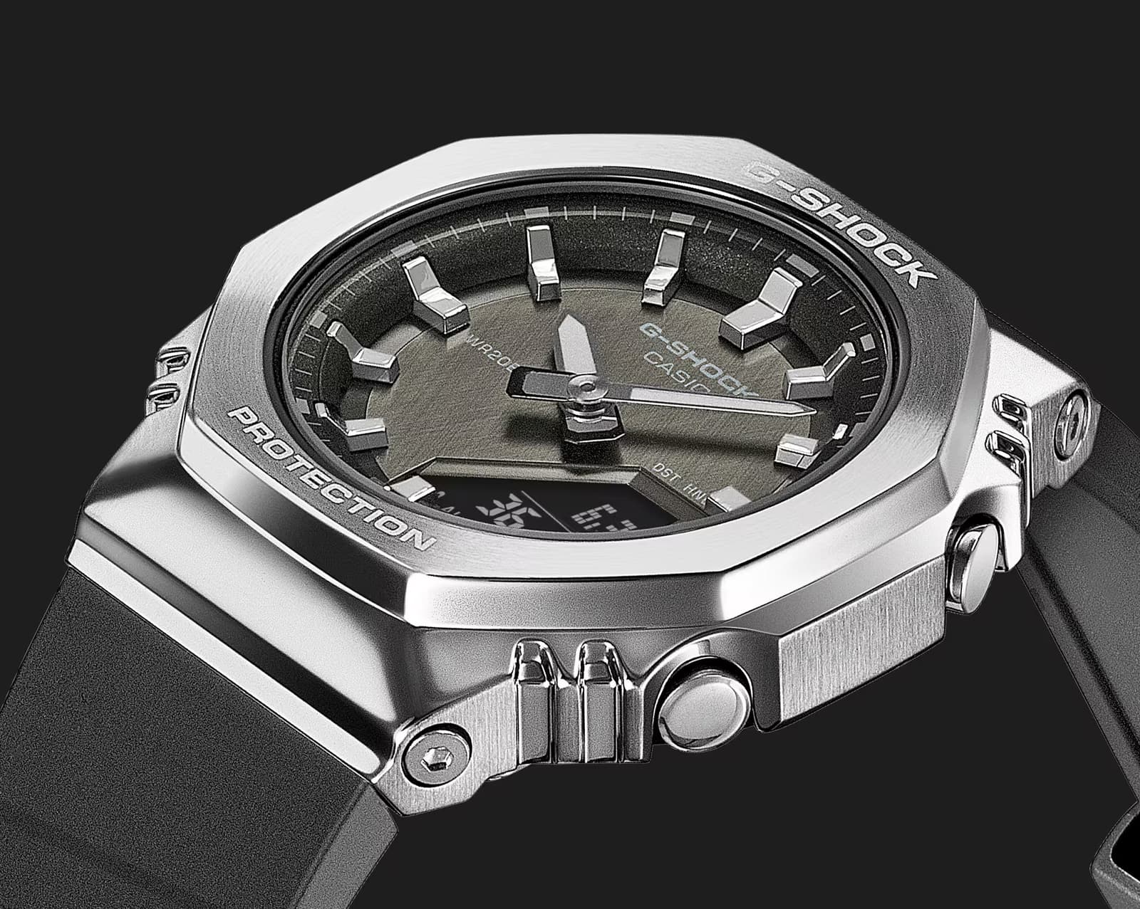 Дамски часовник Casio G-Shock - GM-S2110-1A7ER